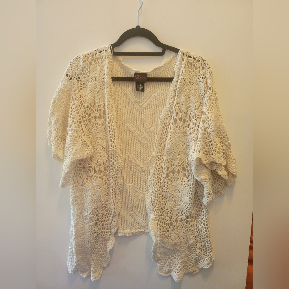 Torrid Cream Vintage Crochet Kimono Cardagin